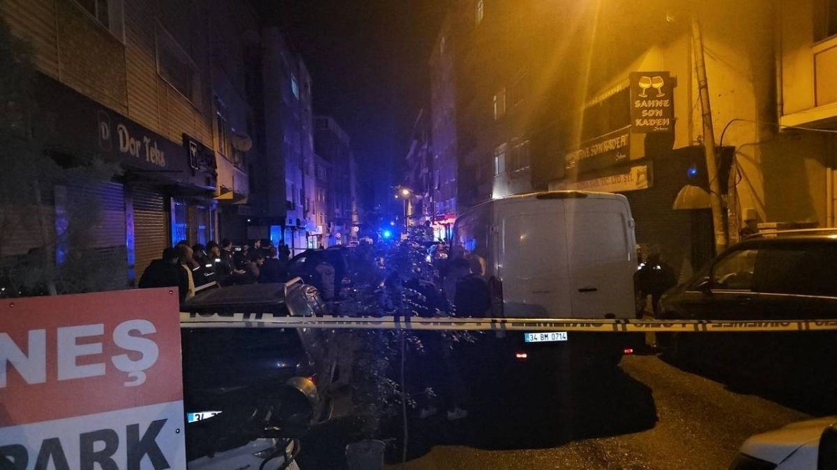 Dvije osobe s motora bacile bombe na zabavni centar u Istanbulu, 7 ozlijeđenih